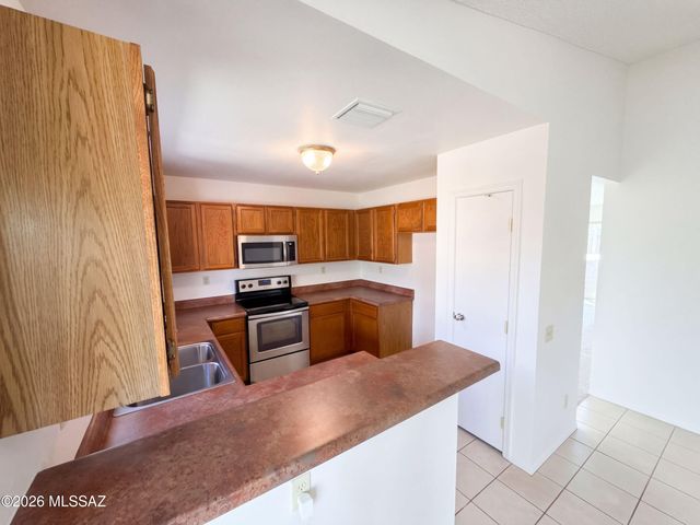 5310 W Grouse Way, Tucson, AZ 85742