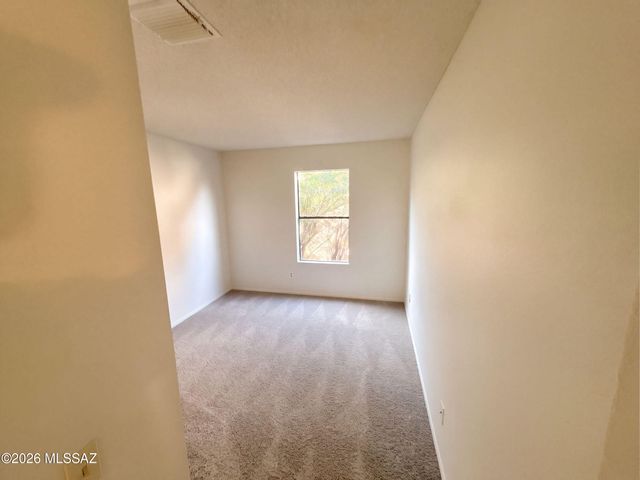 5310 W Grouse Way, Tucson, AZ 85742