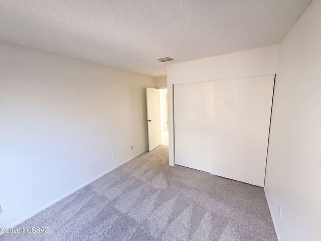 5310 W Grouse Way, Tucson, AZ 85742
