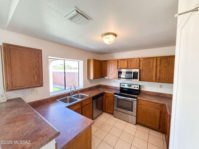 5310 W Grouse Way, Tucson, AZ 85742