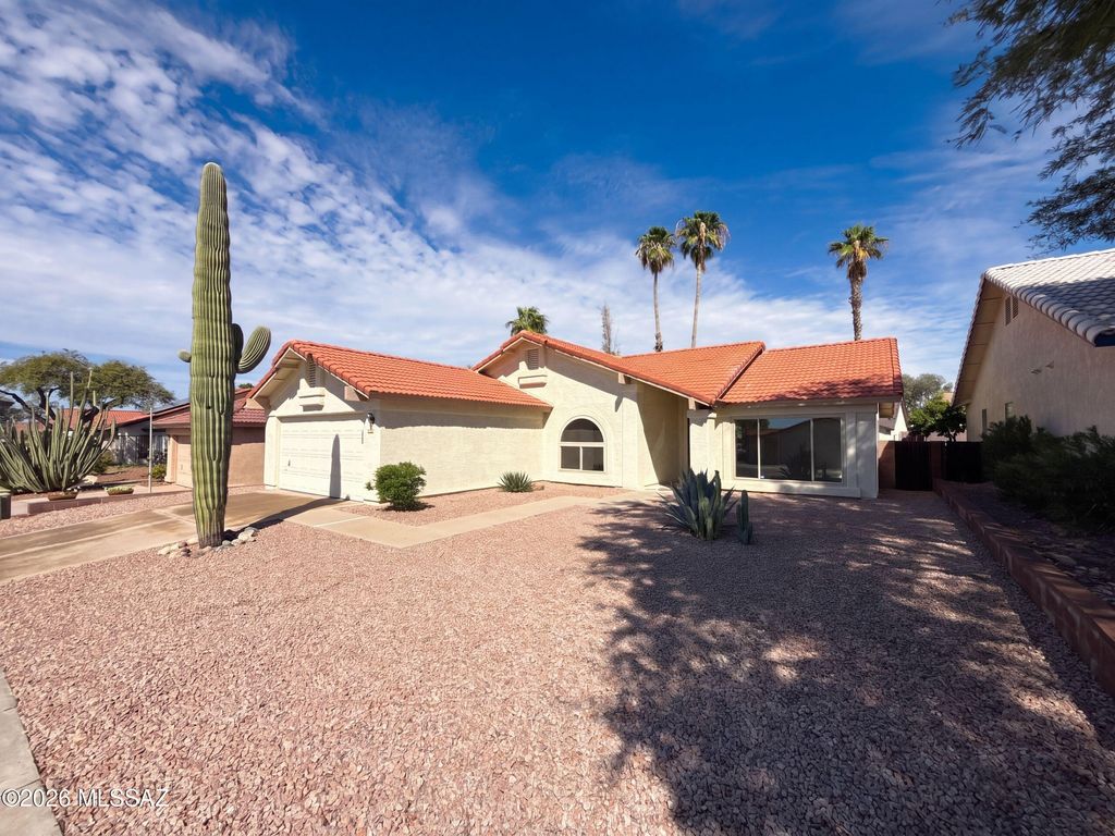 5310 W Grouse Way, Tucson, AZ 85742