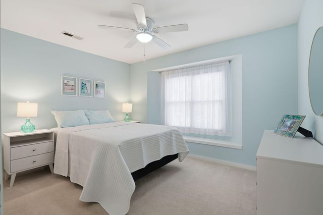 136 River Breeze Drive, Charleston, SC 29407