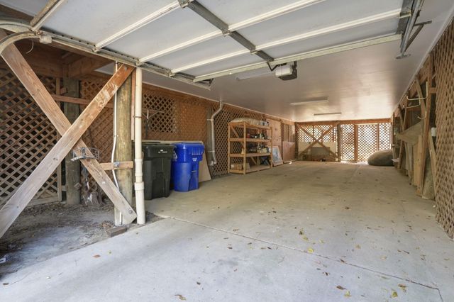 136 River Breeze Drive, Charleston, SC 29407