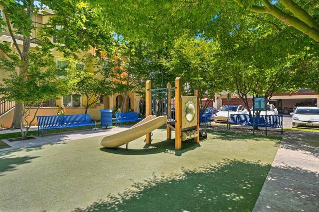 474 Kahlo Street, Mountain View, CA 94041