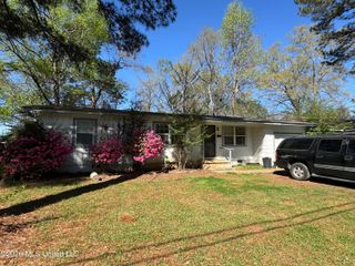 3949 Del Rosa Drive, Jackson, MS 39206