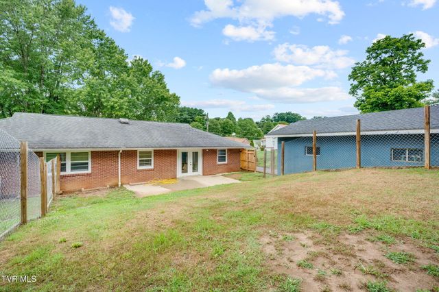 329 Lewis Lane, Kingsport, TN 37660