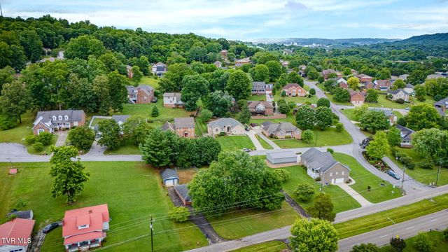329 Lewis Lane, Kingsport, TN 37660