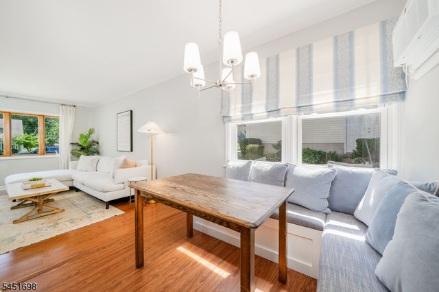52 Delmore Ave, Berkeley Heights Twp., NJ 07922