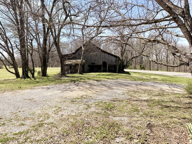 3152 Tanyard Hill Rd, Lynchburg, TN 37352