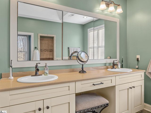 475 Twin Springs Drive, Spartanburg, SC 29301