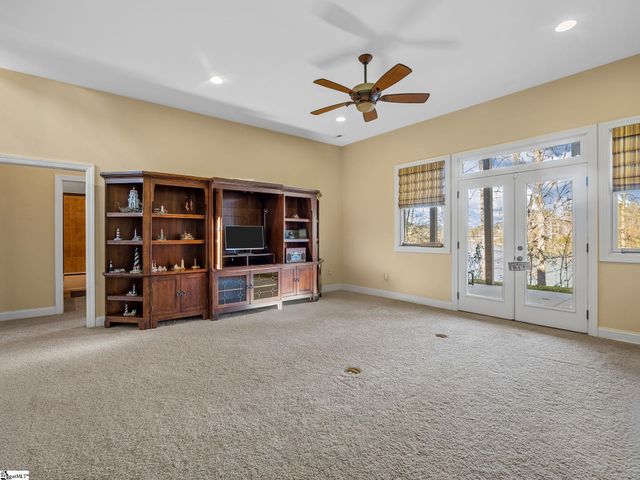 475 Twin Springs Drive, Spartanburg, SC 29301