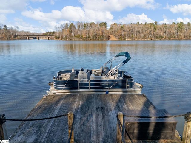 475 Twin Springs Drive, Spartanburg, SC 29301