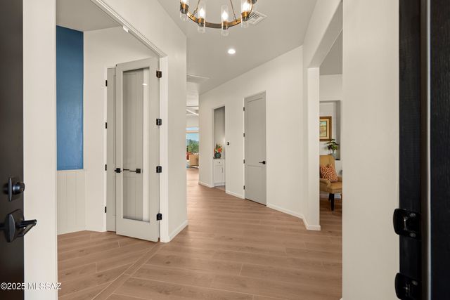 2765 N Megafauna Court, Tucson, AZ 85749