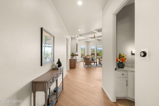 2765 N Megafauna Court, Tucson, AZ 85749