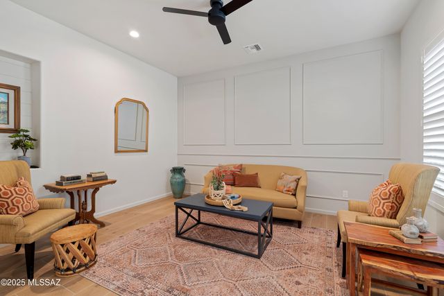 2765 N Megafauna Court, Tucson, AZ 85749