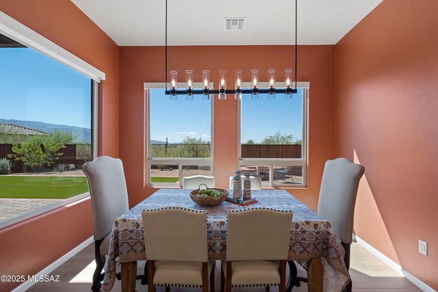 2765 N Megafauna Court, Tucson, AZ 85749