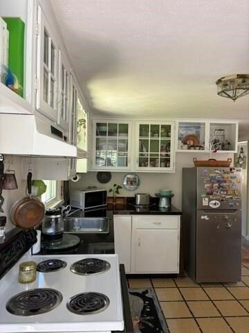 555 Shootflying Hill Rd, Barnstable, MA 02632
