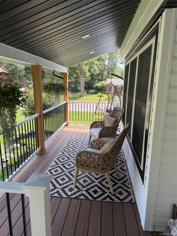 29 Rolling Hills Drive, Ridge, NY 11961