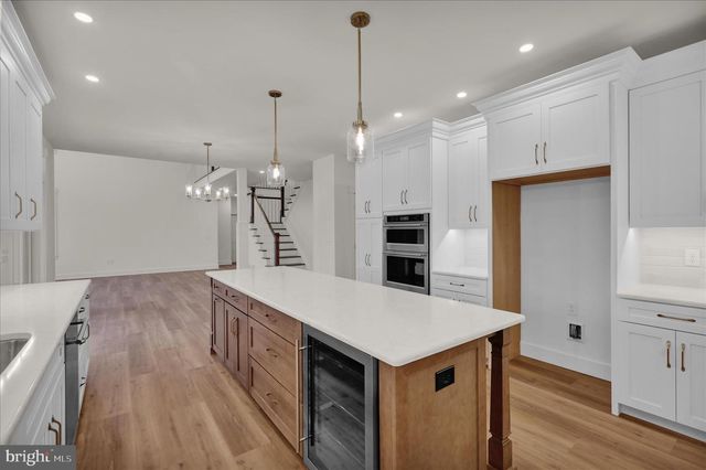 513 CHELTENHAM CT, Lititz, PA 17543