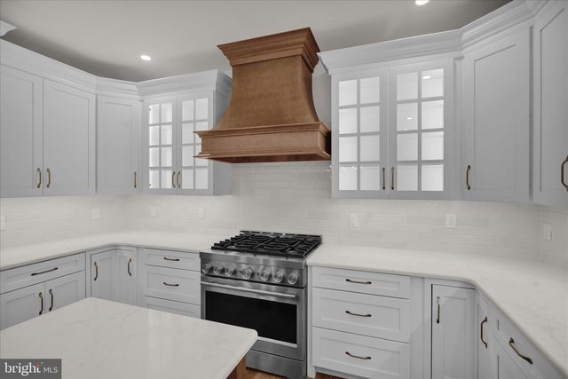 513 CHELTENHAM CT, Lititz, PA 17543