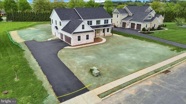513 CHELTENHAM CT, Lititz, PA 17543