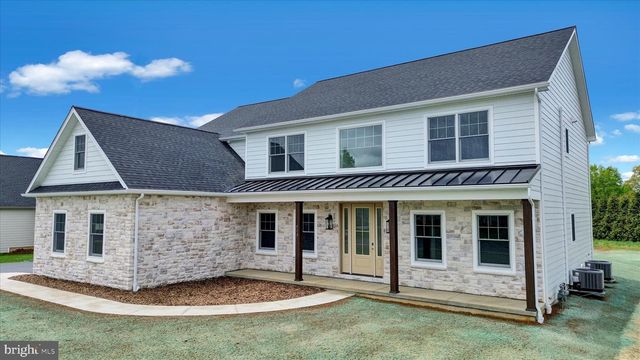 513 CHELTENHAM CT, Lititz, PA 17543