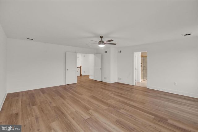 513 CHELTENHAM CT, Lititz, PA 17543