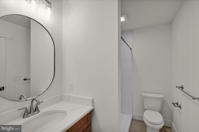 513 CHELTENHAM CT, Lititz, PA 17543