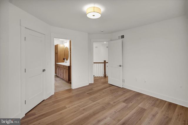 513 CHELTENHAM CT, Lititz, PA 17543