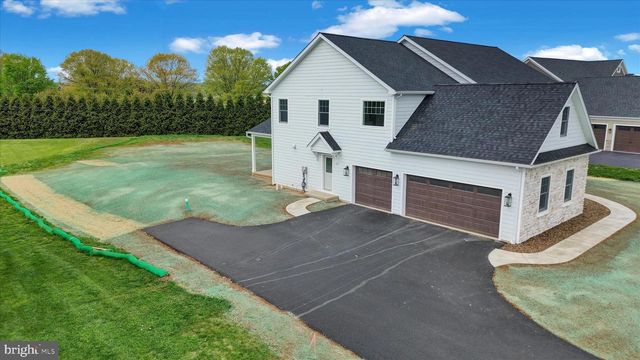 513 CHELTENHAM CT, Lititz, PA 17543