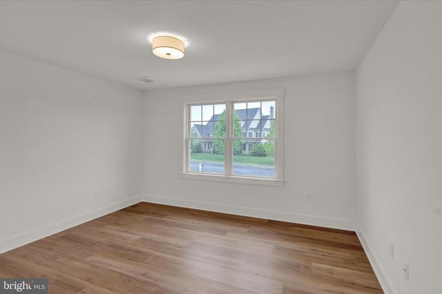 513 CHELTENHAM CT, Lititz, PA 17543