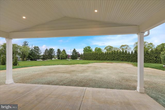 513 CHELTENHAM CT, Lititz, PA 17543