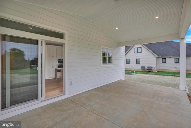 513 CHELTENHAM CT, Lititz, PA 17543