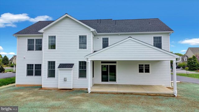 513 CHELTENHAM CT, Lititz, PA 17543