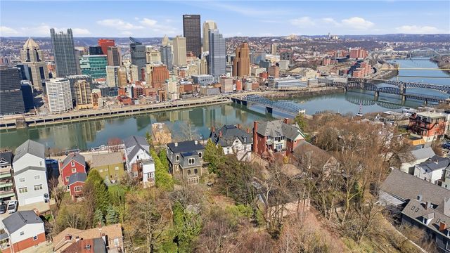 229 Grandview Ave 3, Mt Washington, PA 15211