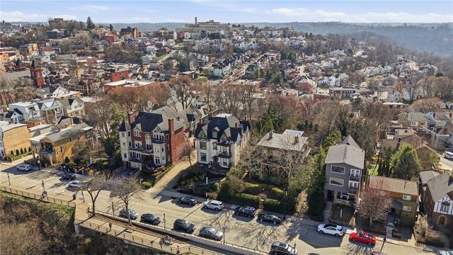 229 Grandview Ave 3, Mt Washington, PA 15211