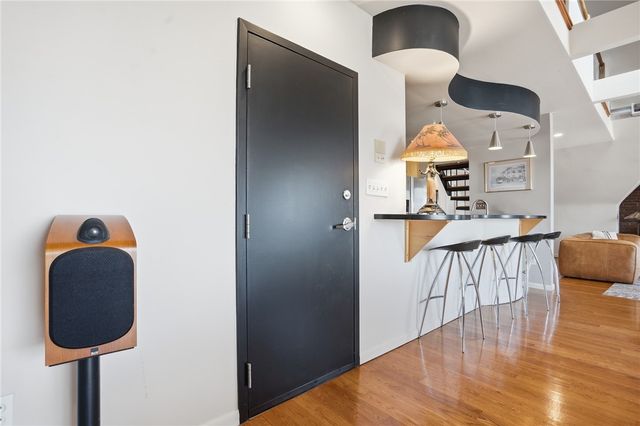 229 Grandview Ave 3, Mt Washington, PA 15211