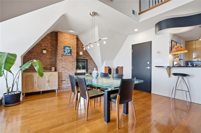 229 Grandview Ave 3, Mt Washington, PA 15211