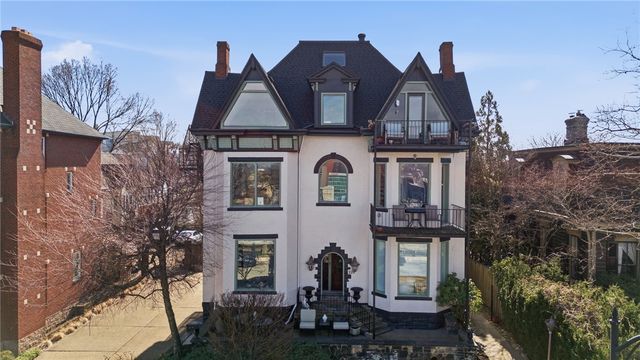 229 Grandview Ave 3, Mt Washington, PA 15211