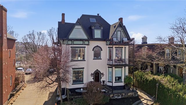 229 Grandview Ave 3, Mt Washington, PA 15211