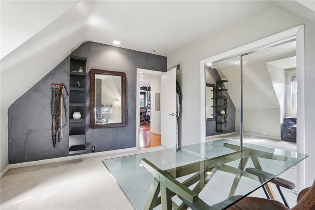 229 Grandview Ave 3, Mt Washington, PA 15211