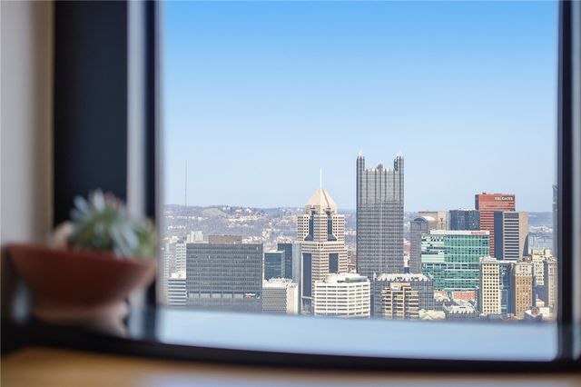 229 Grandview Ave 3, Mt Washington, PA 15211