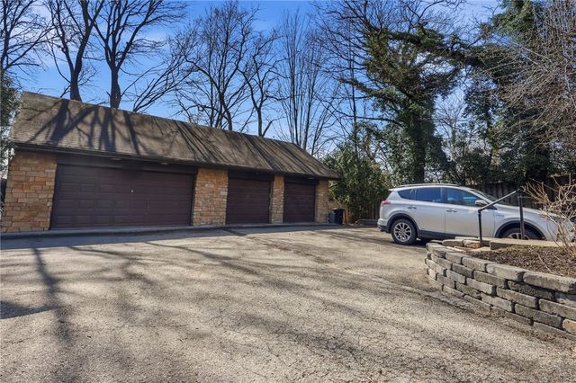 229 Grandview Ave 3, Mt Washington, PA 15211