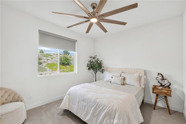 28683 Windbreak, Saugus, CA 91350