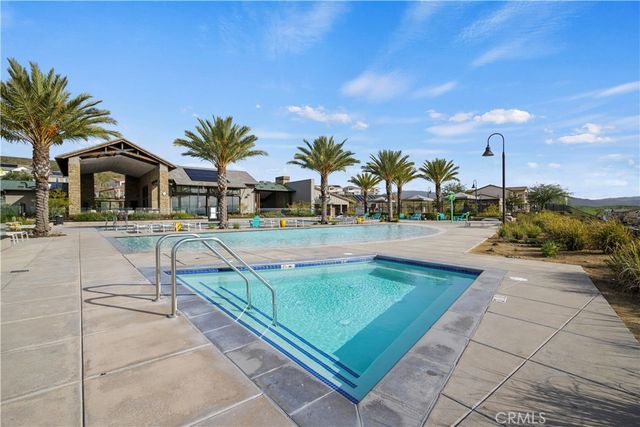 28683 Windbreak, Saugus, CA 91350