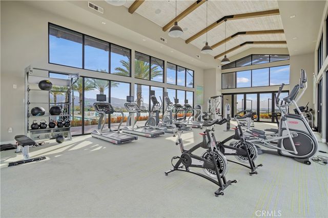 28683 Windbreak, Saugus, CA 91350