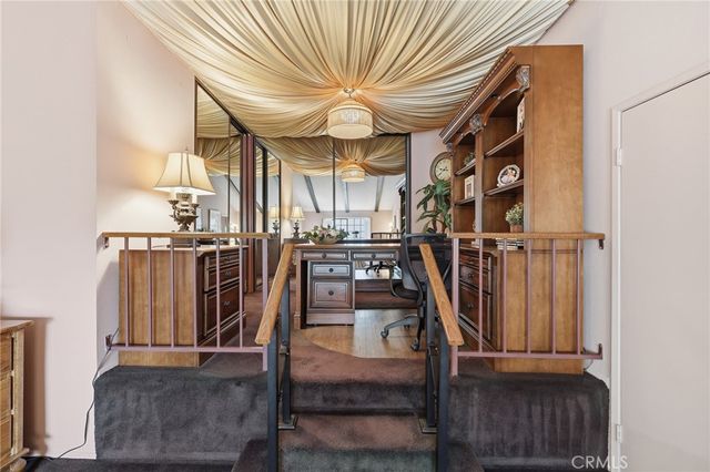 7100 Balboa Boulevard 1003, Lake Balboa, CA 91406