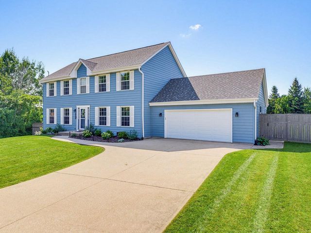 4645 W Sherwood DRIVE, Franklin, WI 53132