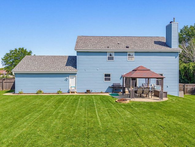 4645 W Sherwood DRIVE, Franklin, WI 53132
