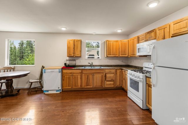 36588 Raspberry Street, Soldotna, AK 99669